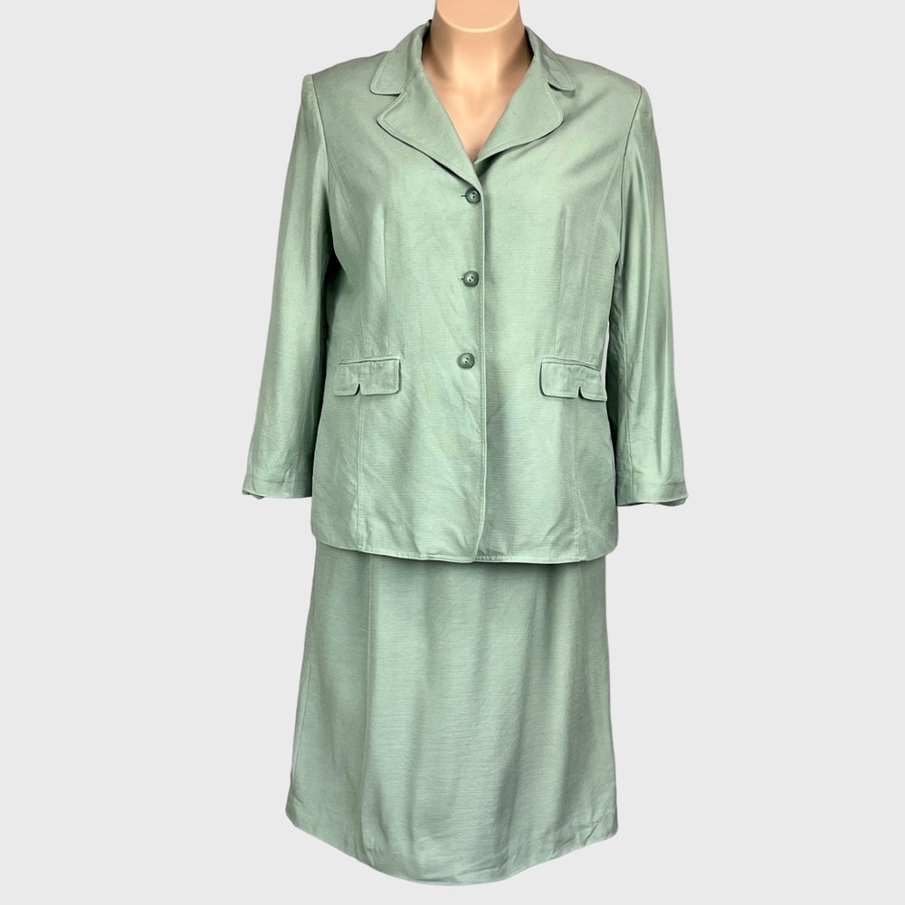 Preston and York Green Silk Blend 2 Piece Suit Skirt Blazer Plus 18
